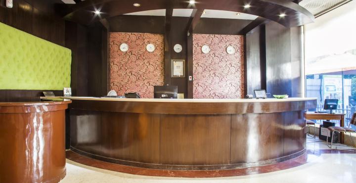 Sandhya Hotel Hyderabad Eksteriør billede